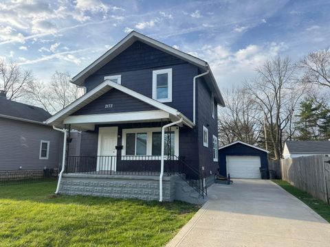 Photo of 2173 Sale Road, Columbus, OH 43224 (MLS # 226009097)