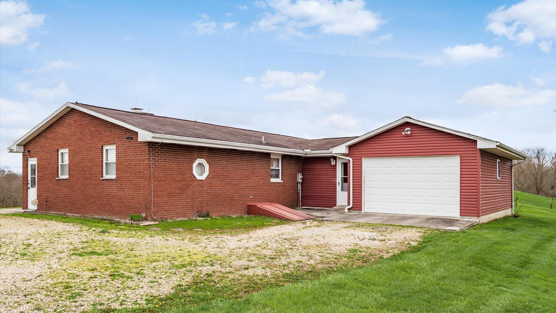 5693 N State Route 376, Mcconnelsville, Ohio image 3