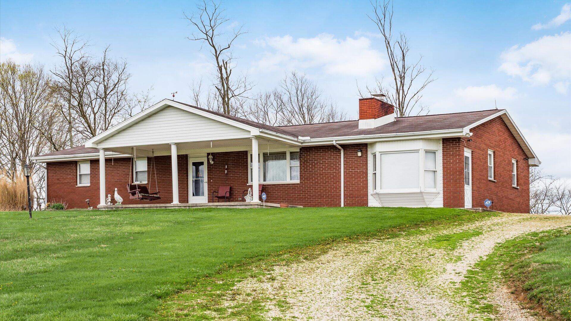 5693 N State Route 376, Mcconnelsville, Ohio image 1