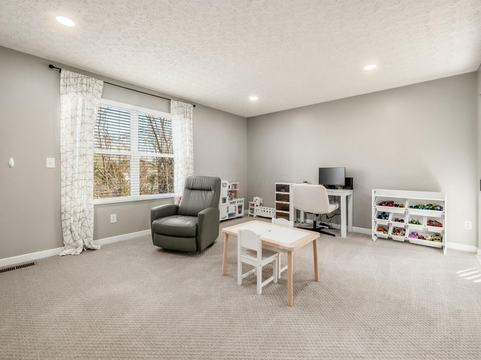 470 Salisbury Drive, Powell, Ohio image 11
