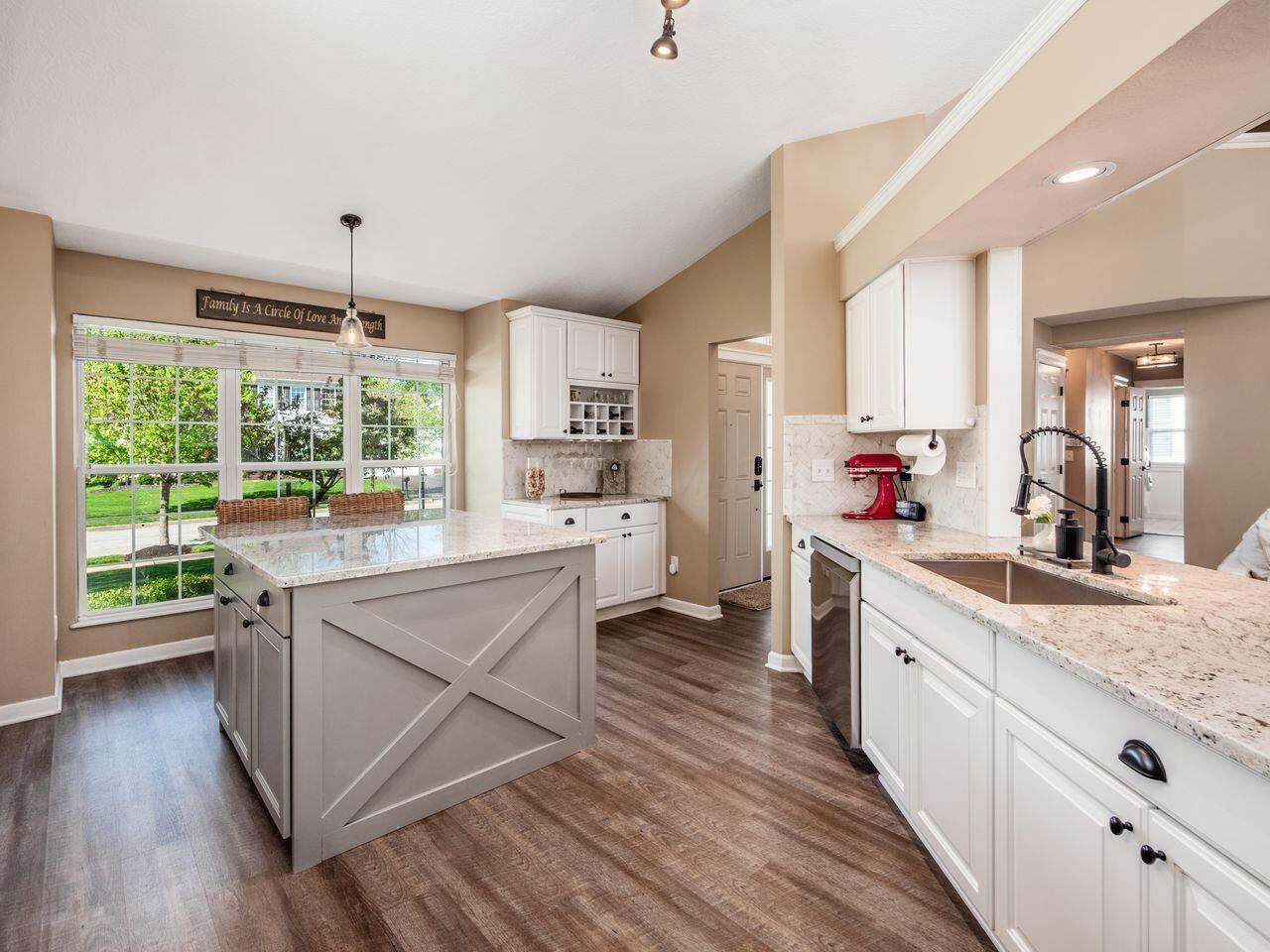 152 Timber Oak Drive, Powell, Ohio image 11