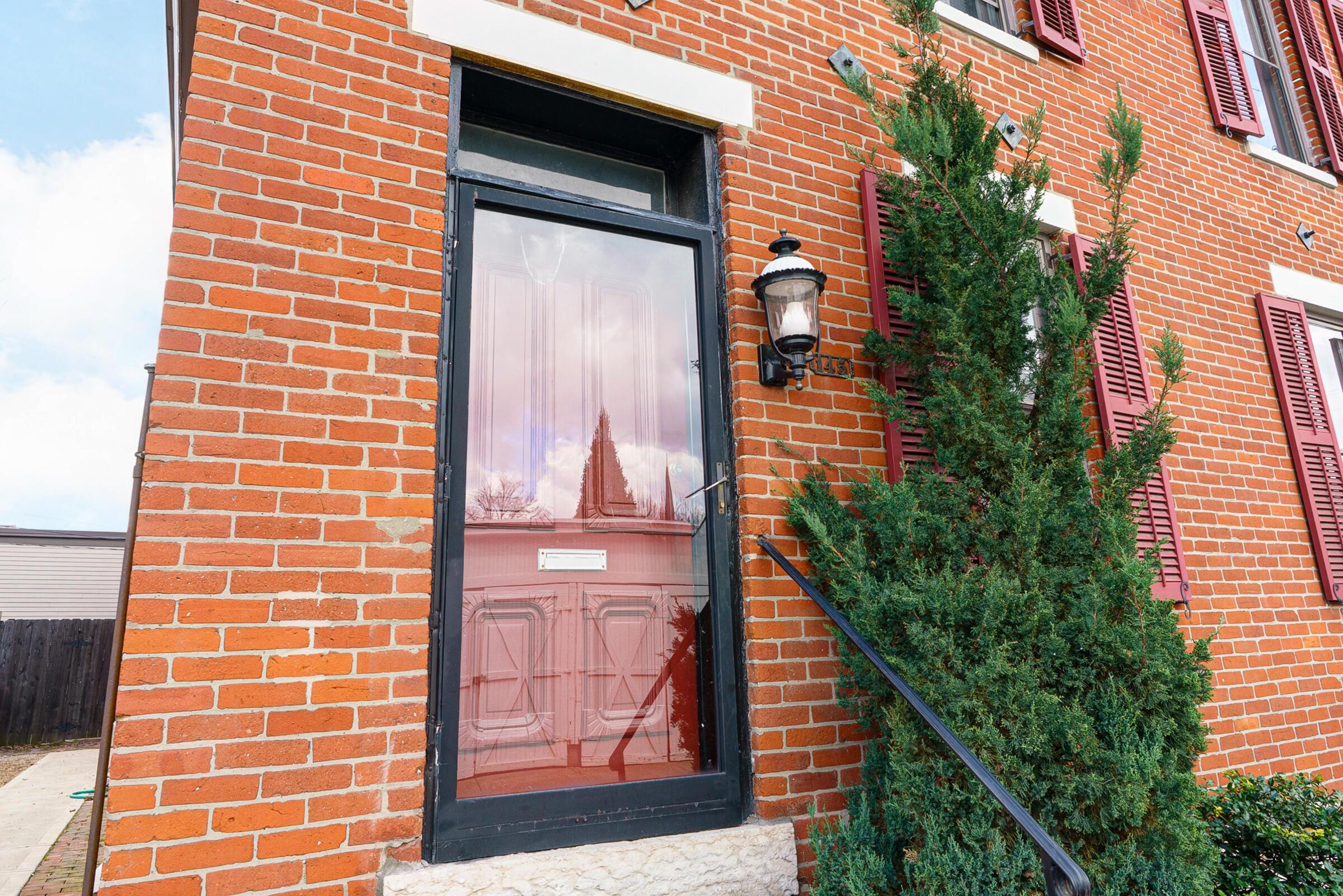 145 E Columbus Street, Columbus, Ohio image 2