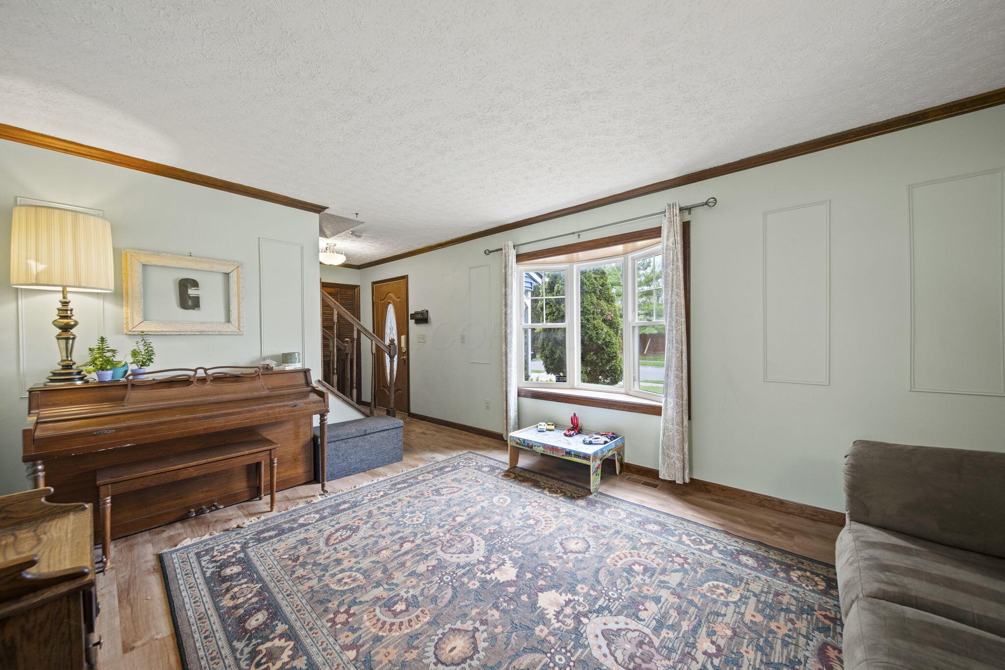 1110 Hepplewhite Street, Westerville, Ohio image 13