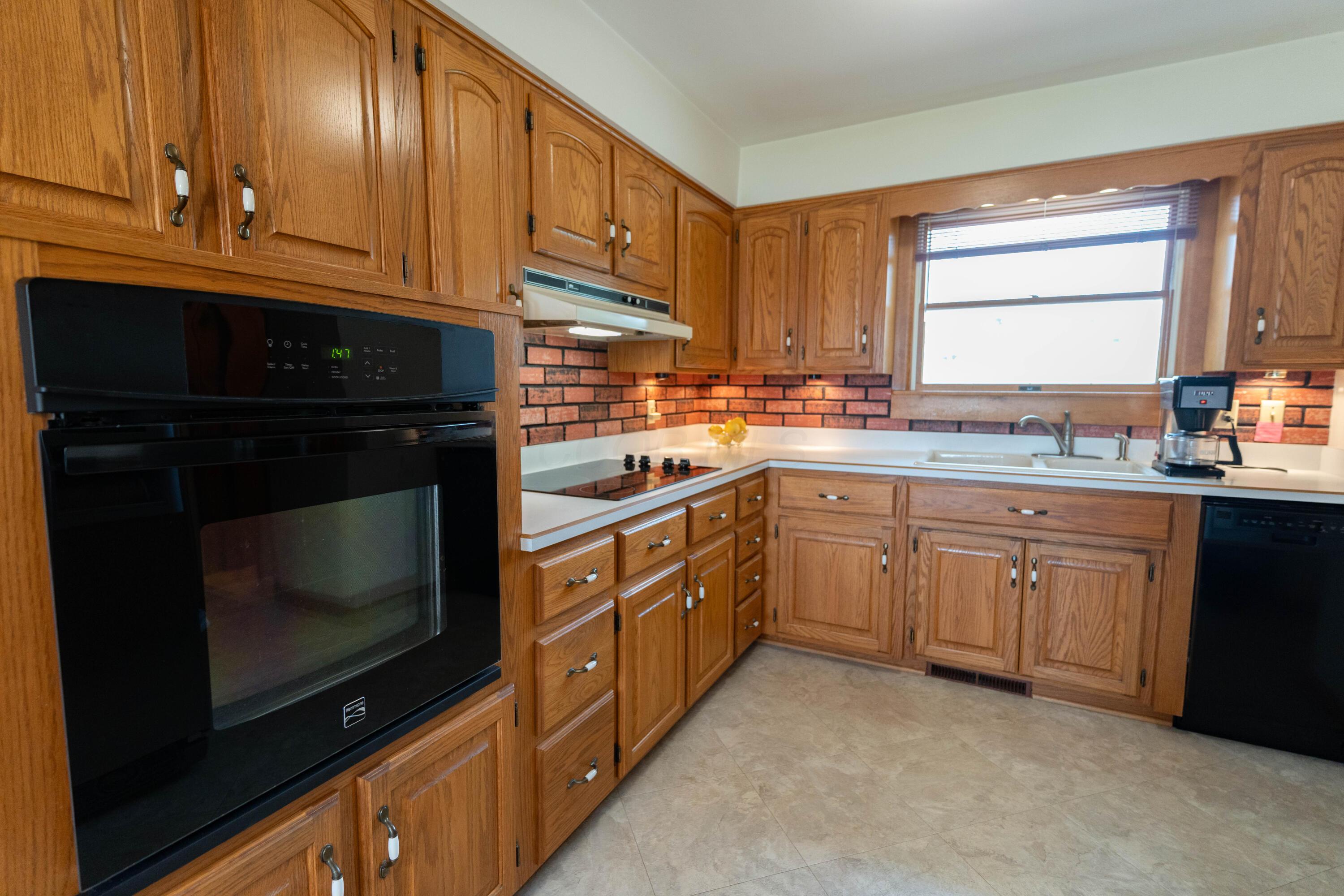 562 Morrison Avenue, Mansfield, Ohio image 9