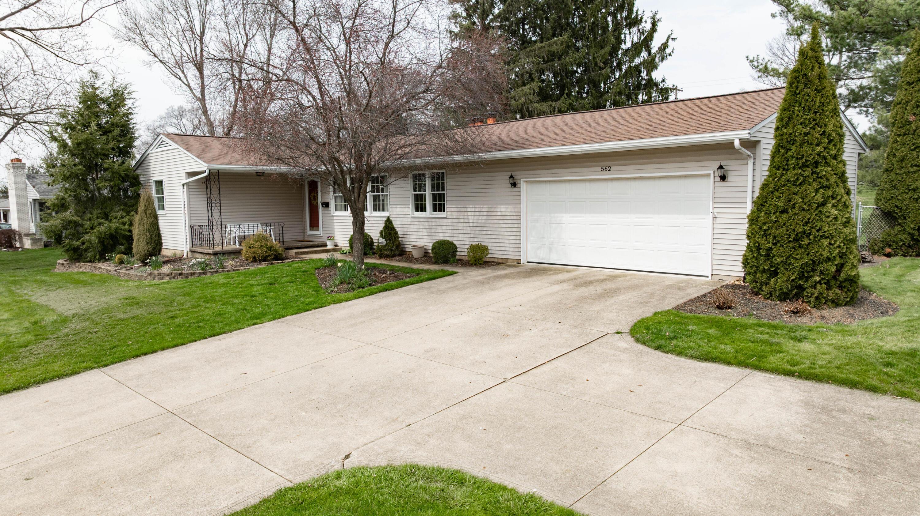 562 Morrison Avenue, Mansfield, Ohio image 2