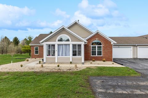 Photo of 674 Hampton Woods Drive, Marion, OH 43302 (MLS # 226010376)