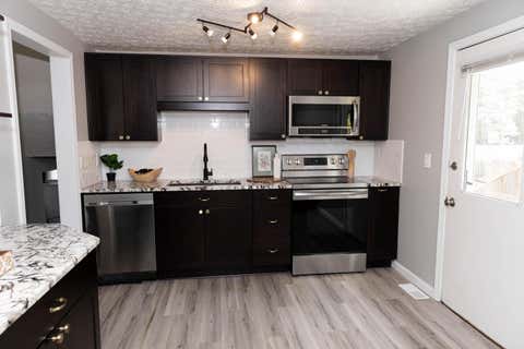 Tiny photo for 3638 Juniper Street, Grove City, OH 43123 (MLS # 226027035)