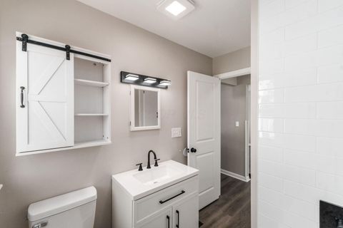 Tiny photo for 2725 Homecroft Drive, Columbus, OH 43211 (MLS # 225039530)