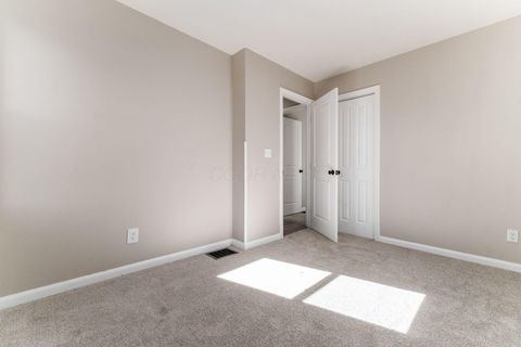 Tiny photo for 2725 Homecroft Drive, Columbus, OH 43211 (MLS # 225039530)