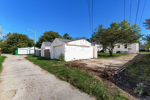 Tiny photo for 2725 Homecroft Drive, Columbus, OH 43211 (MLS # 225039530)