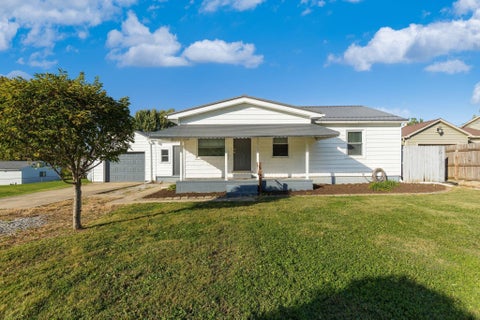 Photo of 131 Brown Avenue, Chillicothe, OH 45601 (MLS # 226039147)