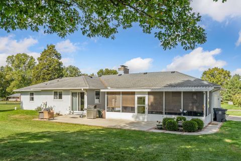 Tiny photo for 5151 Bixby Road, Groveport, OH 43125 (MLS # 225039474)