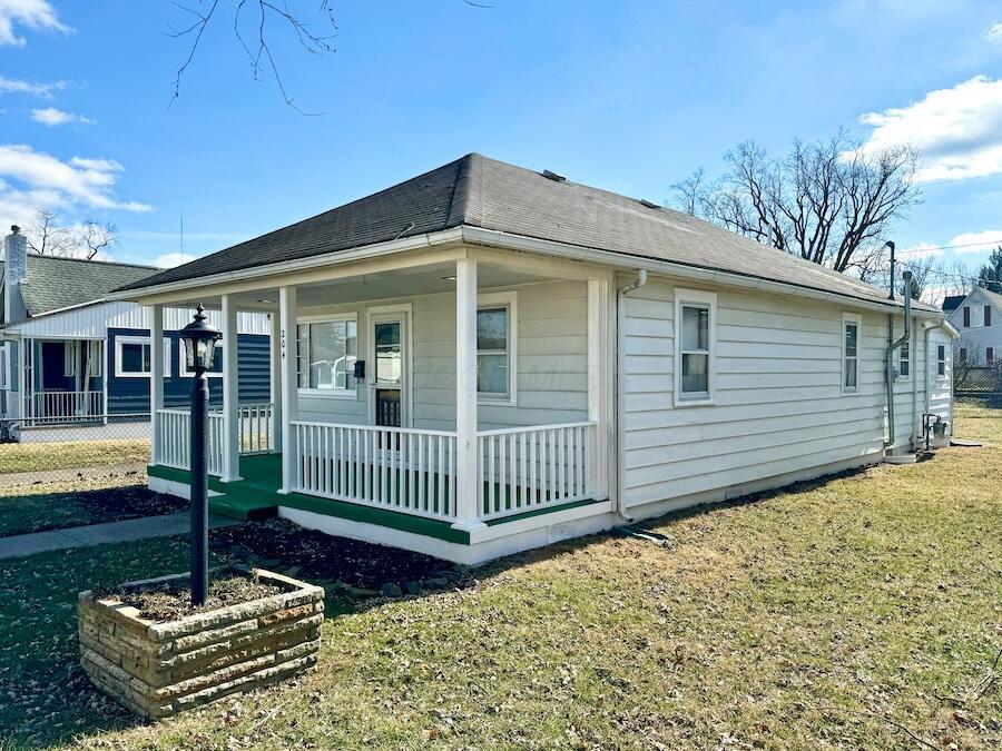 204 Maplewood Avenue, Mount Vernon, Ohio image 3