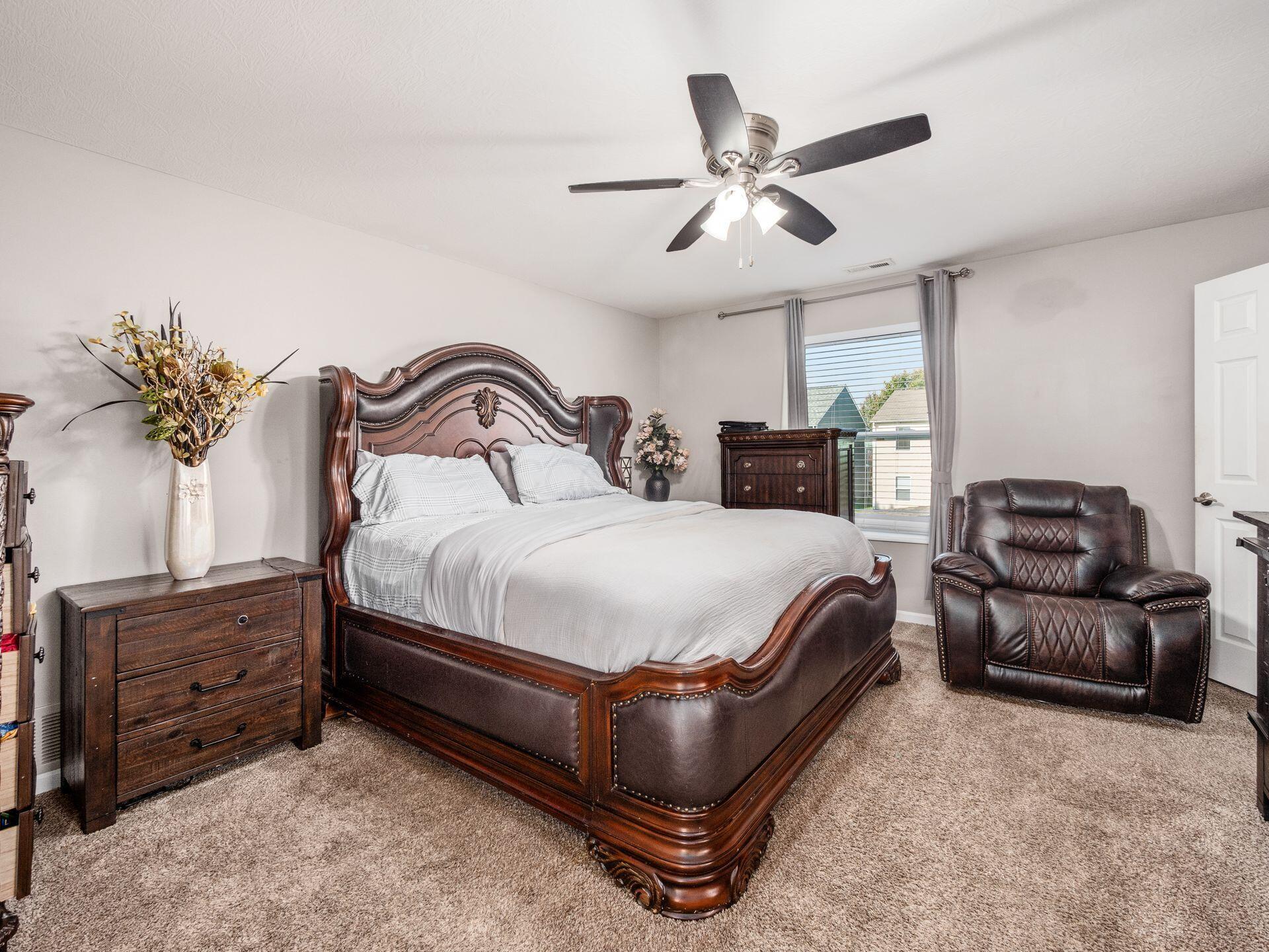 8212 Royal Elm Drive, Blacklick, Ohio image 16