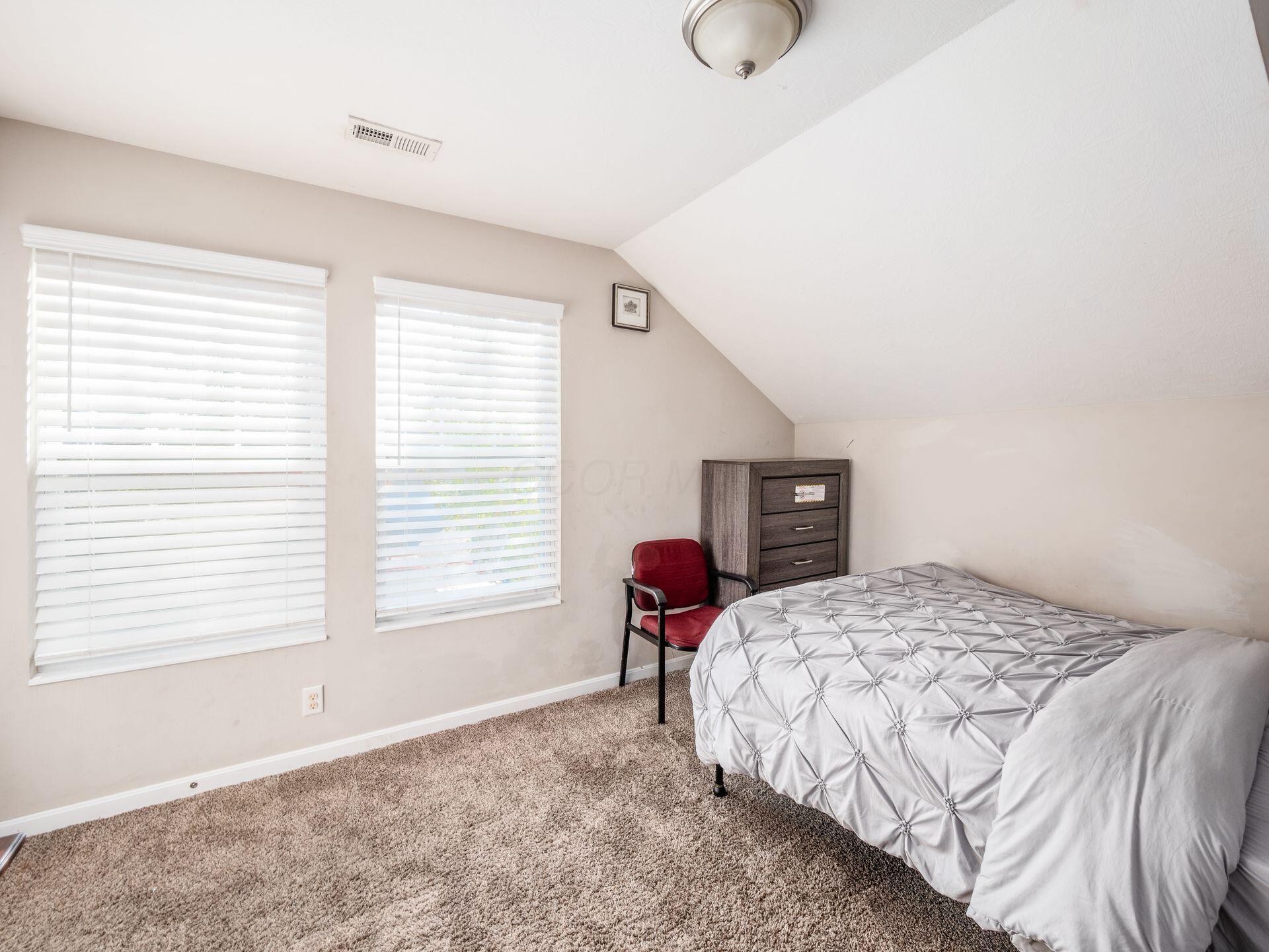 8212 Royal Elm Drive, Blacklick, Ohio image 20