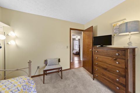 Tiny photo for 4294 Demorest Road, Grove City, OH 43123 (MLS # 226000032)