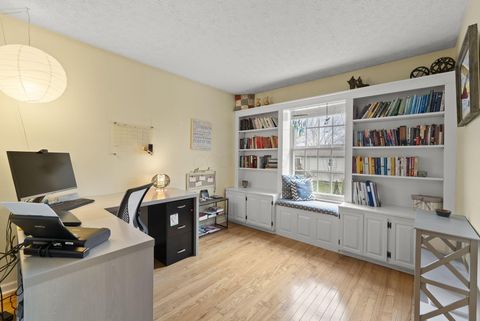 Tiny photo for 4294 Demorest Road, Grove City, OH 43123 (MLS # 226000032)