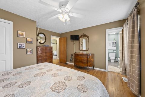 Tiny photo for 4294 Demorest Road, Grove City, OH 43123 (MLS # 226000032)