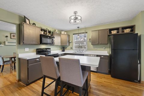 Tiny photo for 4294 Demorest Road, Grove City, OH 43123 (MLS # 226000032)