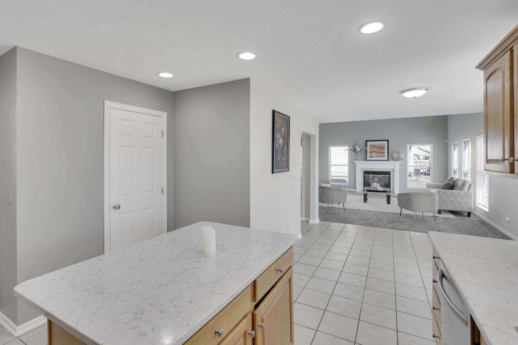 12738 Saratoga Lane, Pickerington, Ohio image 14