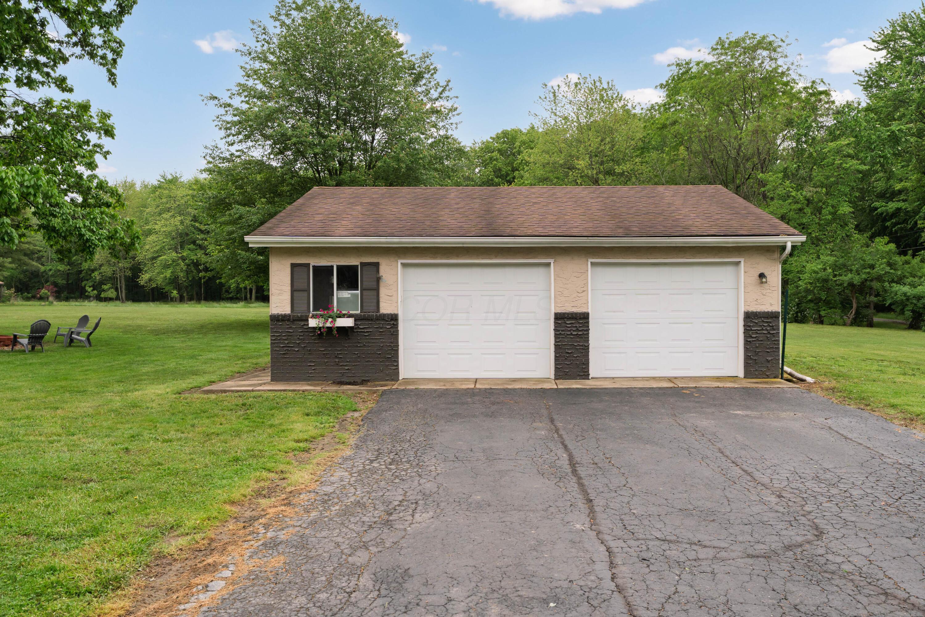 8036 Smoke Road, Pataskala, Ohio image 45