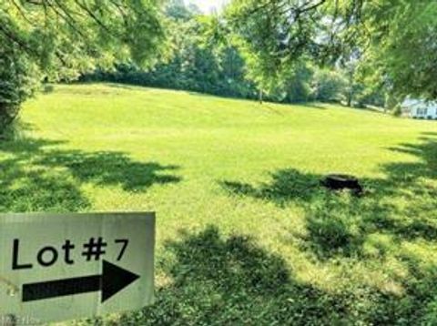 Vacant Land For Sale - 3955 Wedgewood Drive<br/> Morgan County, Mcconnelsville, OH 43756