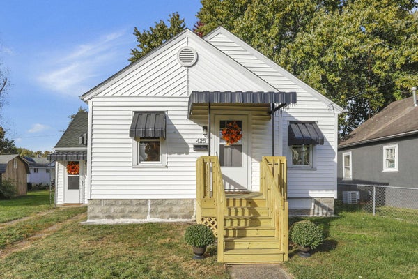 425 W MAIN ST, LANCASTER, OH 43130 - Image b7e36a681bbc553aae2c706e42f1ccd1/4038434412