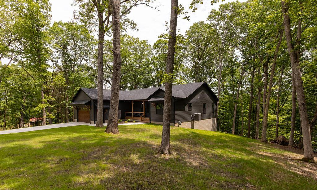 21650 Lake Road, Glouster, Ohio image 1