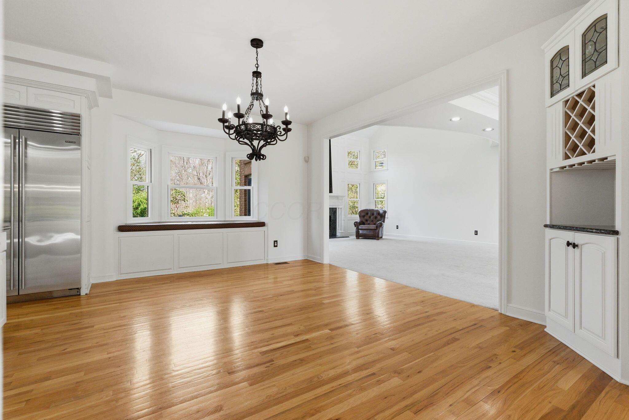 Powell, Ohio, 43065, United States, 5 Bedrooms Bedrooms, ,6 BathroomsBathrooms,Residential,Active,1989786