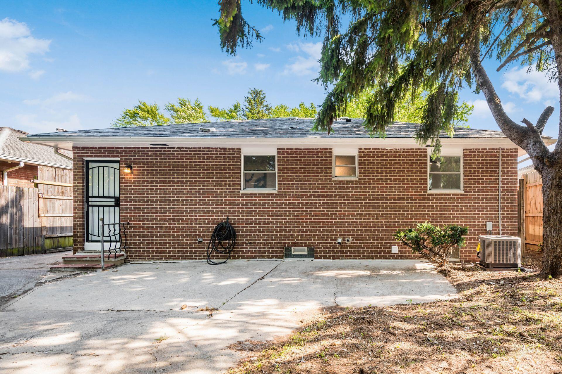 1480 E Gates Street, Columbus, Ohio image 30