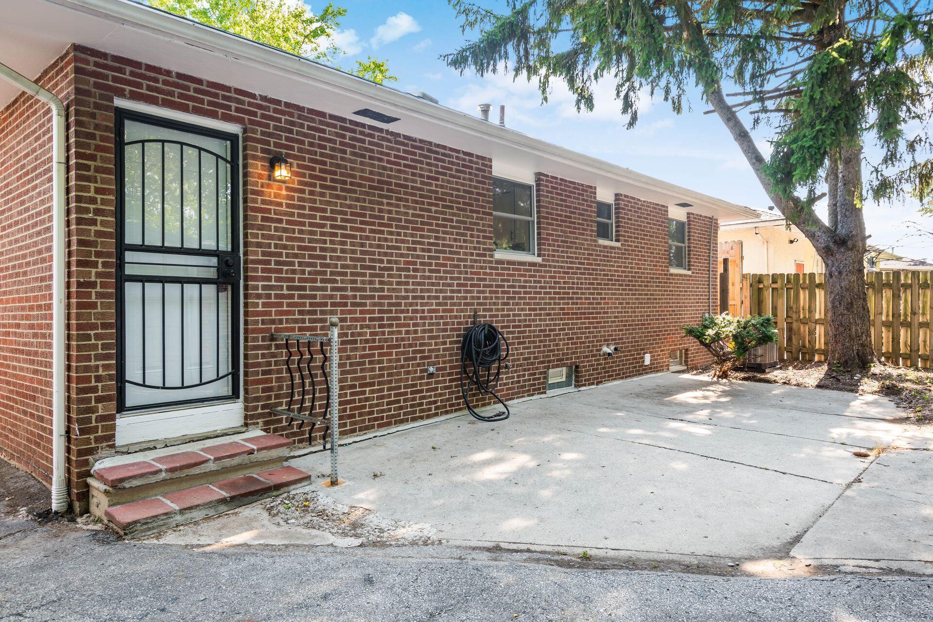 1480 E Gates Street, Columbus, Ohio image 29