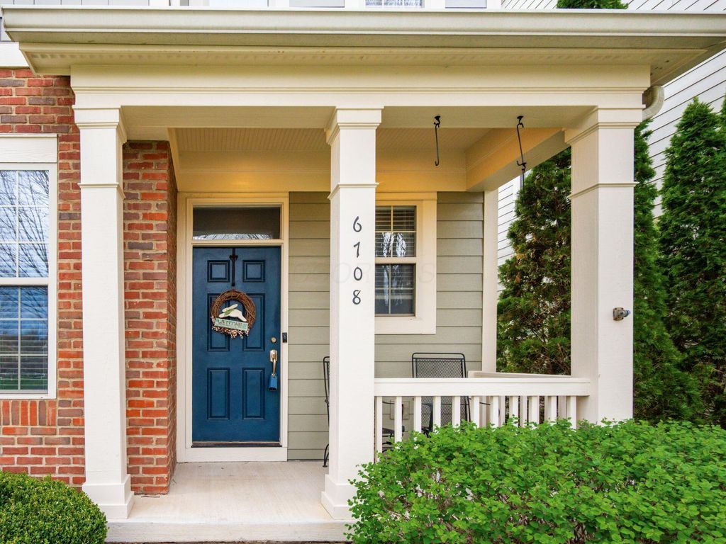 Photo of 6708 Cooperstone Drive 31 #31, Dublin, OH 43017 (MLS # 226011845)