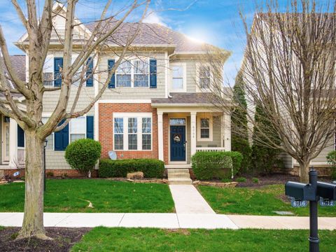 Photo of 6708 Cooperstone Drive 31 #31, Dublin, OH 43017 (MLS # 226011845)