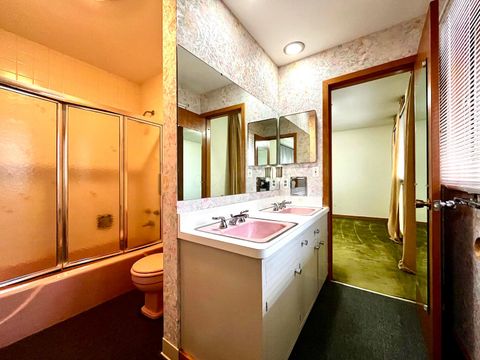 Tiny photo for 9 Overlook Drive, Chillicothe, OH 45601 (MLS # 225045408)