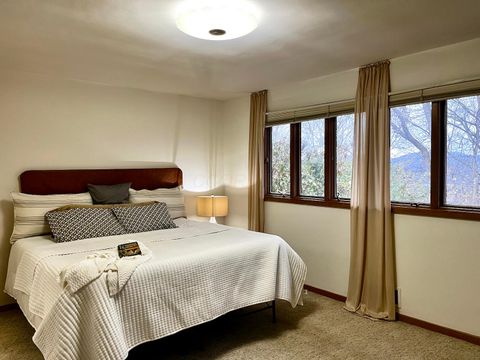 Tiny photo for 9 Overlook Drive, Chillicothe, OH 45601 (MLS # 225045408)