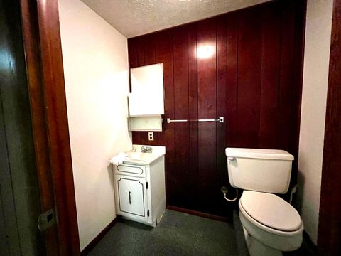 Tiny photo for 9 Overlook Drive, Chillicothe, OH 45601 (MLS # 225045408)