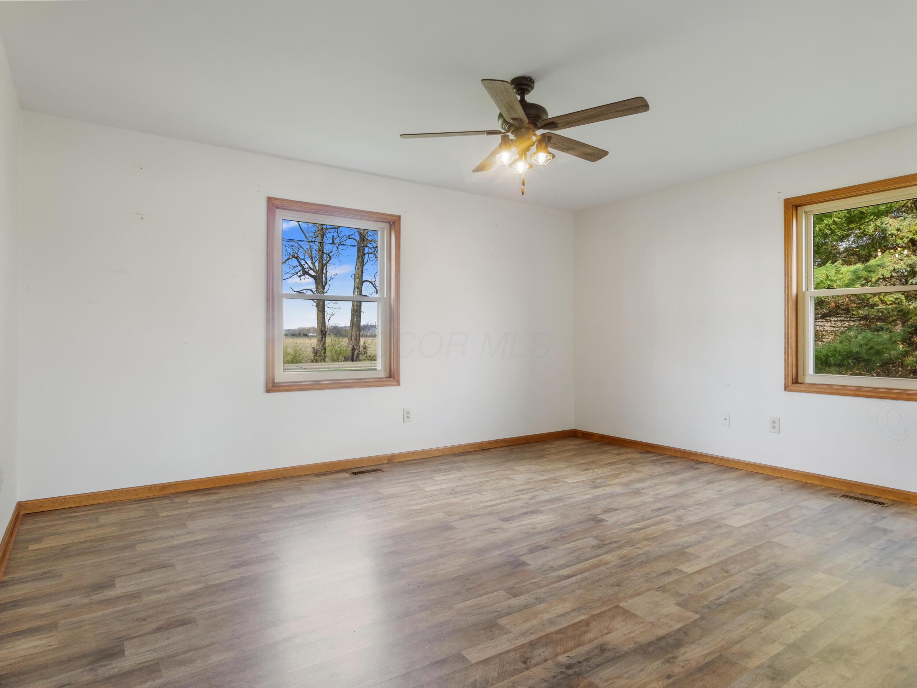 435 W County Line Road, Springfield, Ohio image 14