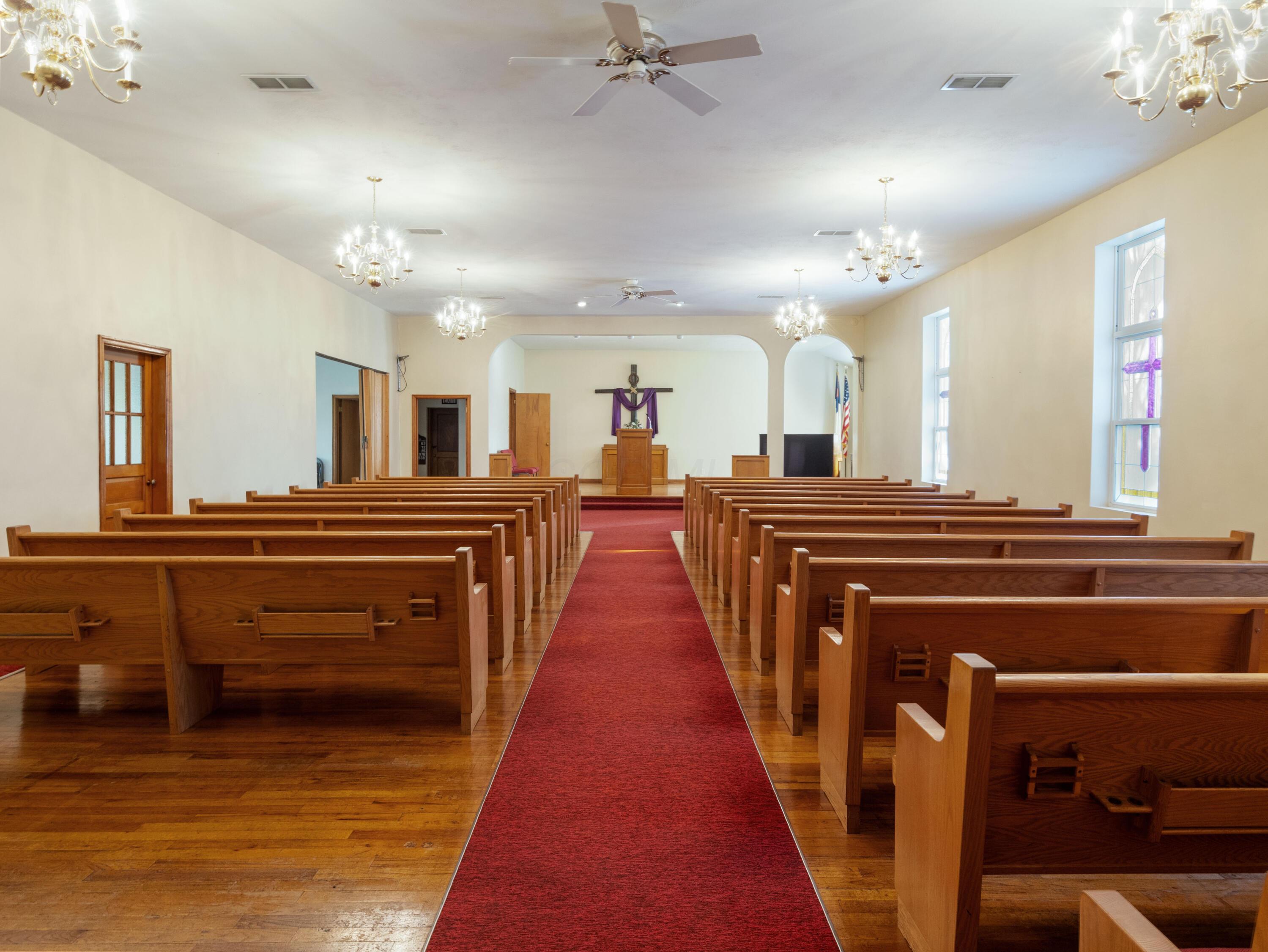 435 W County Line Road, Springfield, Ohio image 33