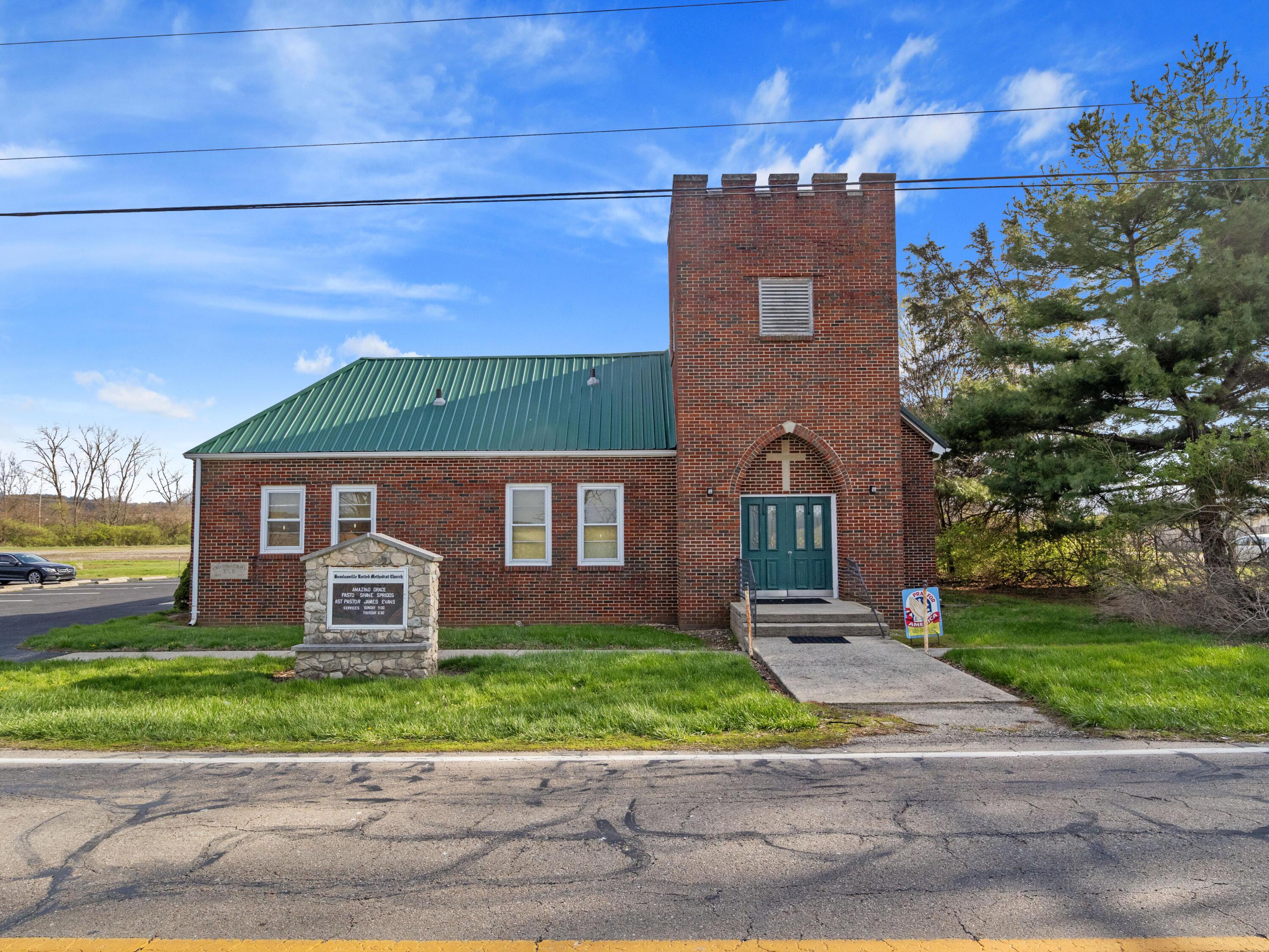 435 W County Line Road, Springfield, Ohio image 26