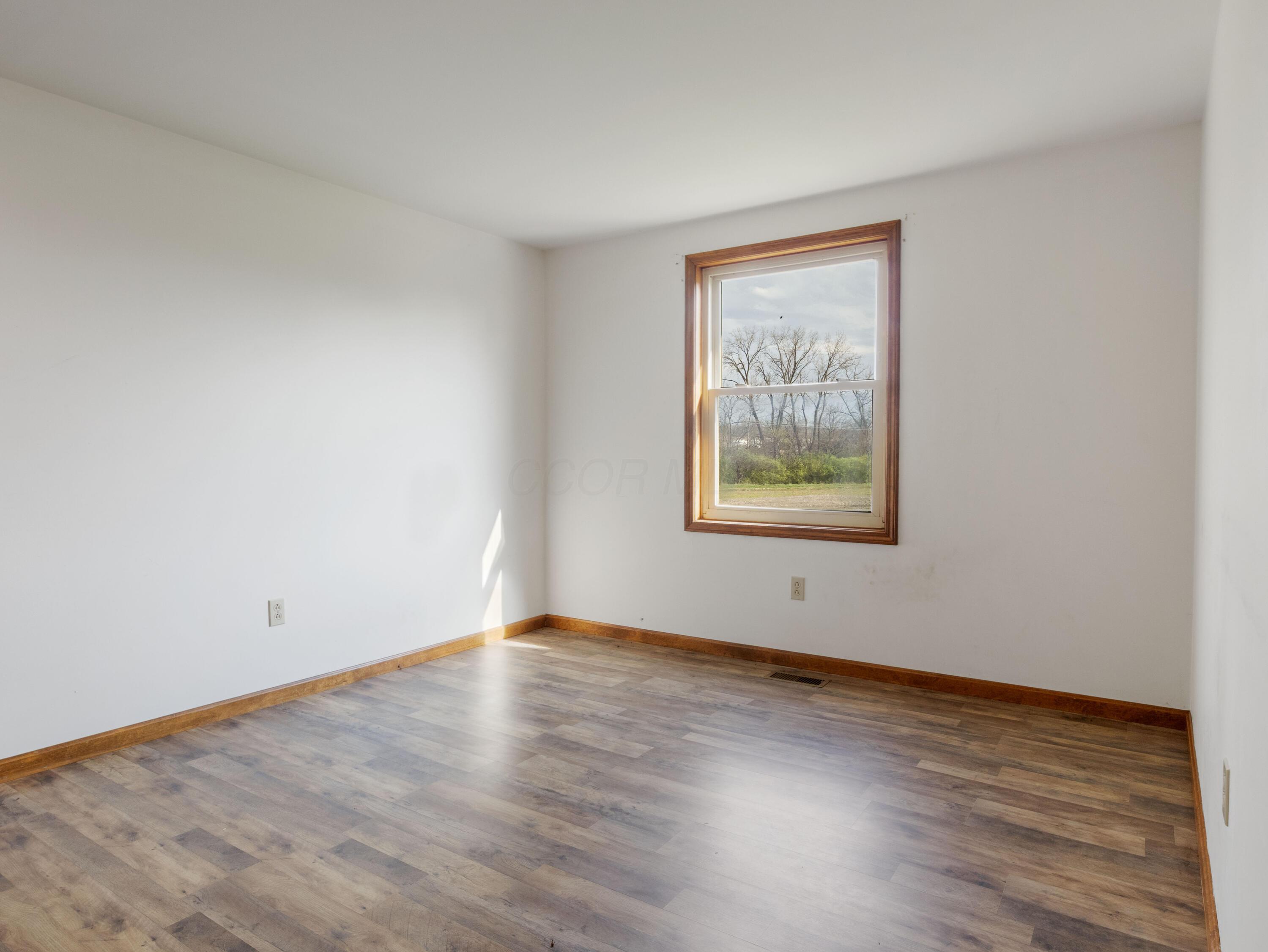 435 W County Line Road, Springfield, Ohio image 21
