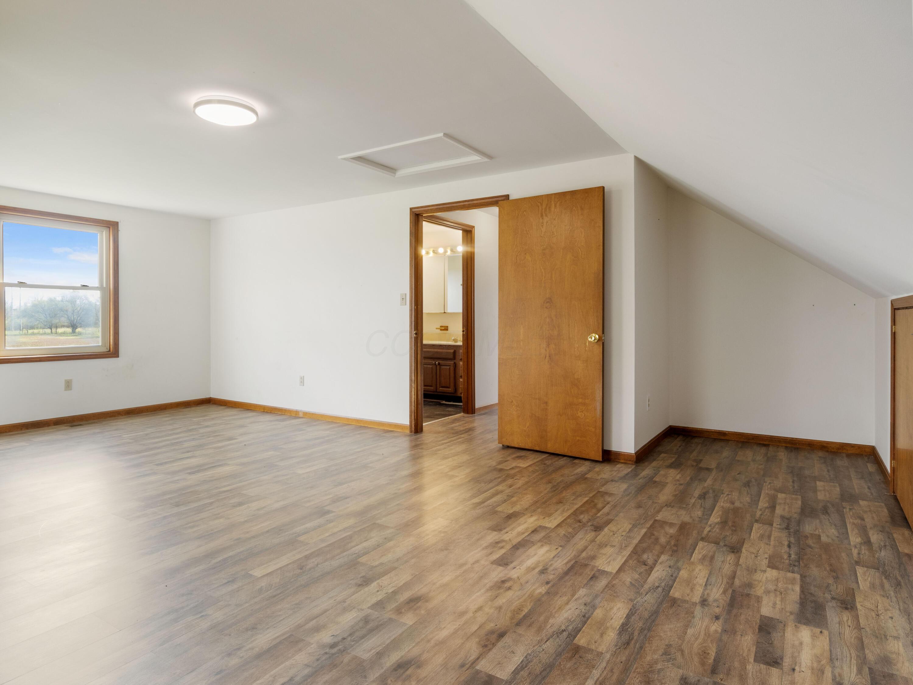 435 W County Line Road, Springfield, Ohio image 22