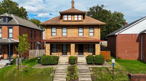 Photo of 846-848 Summit Street, Columbus, OH 43215 (MLS # 226009859)