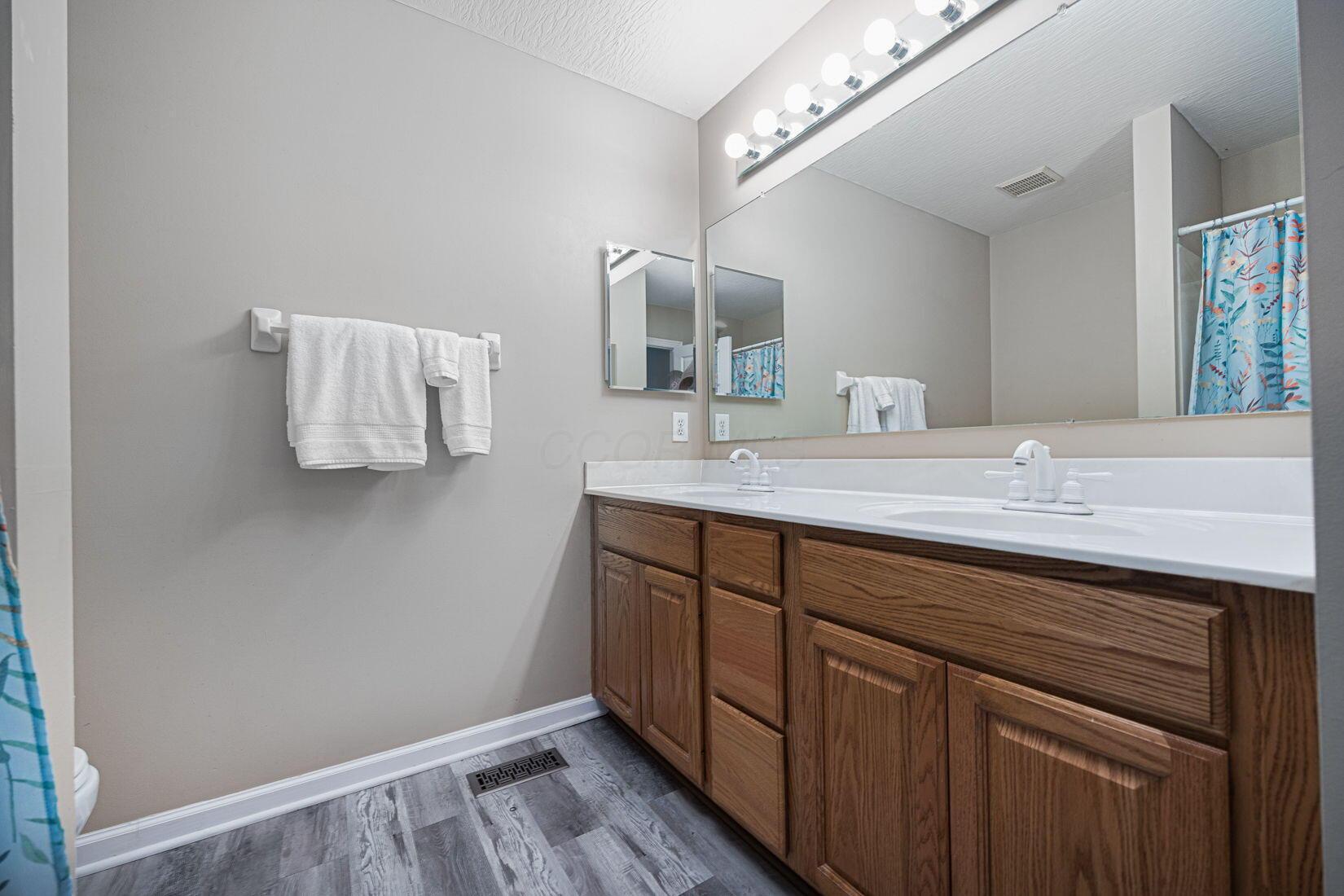 6566 Morningside Drive, Lewis Center, Ohio image 43
