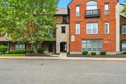 Condo For Sale - 6045 Craughwell Lane<br/> Dublin, OH 43017