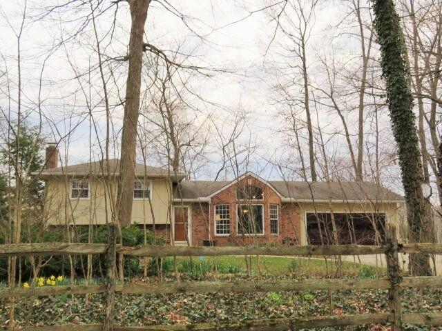 2917 Sterling Drive, Carroll, Ohio image 1