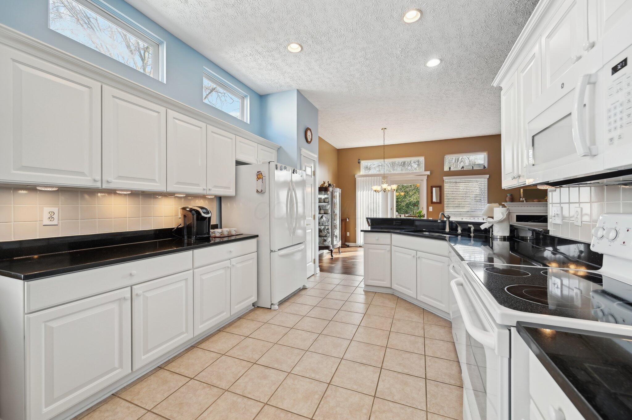 201 Tiller Drive, Powell, Ohio image 17