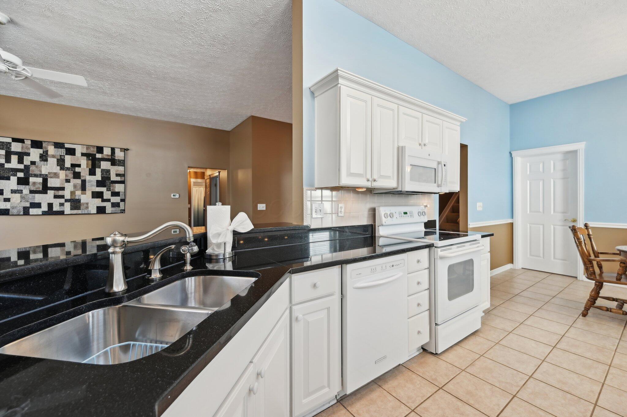 201 Tiller Drive, Powell, Ohio image 13