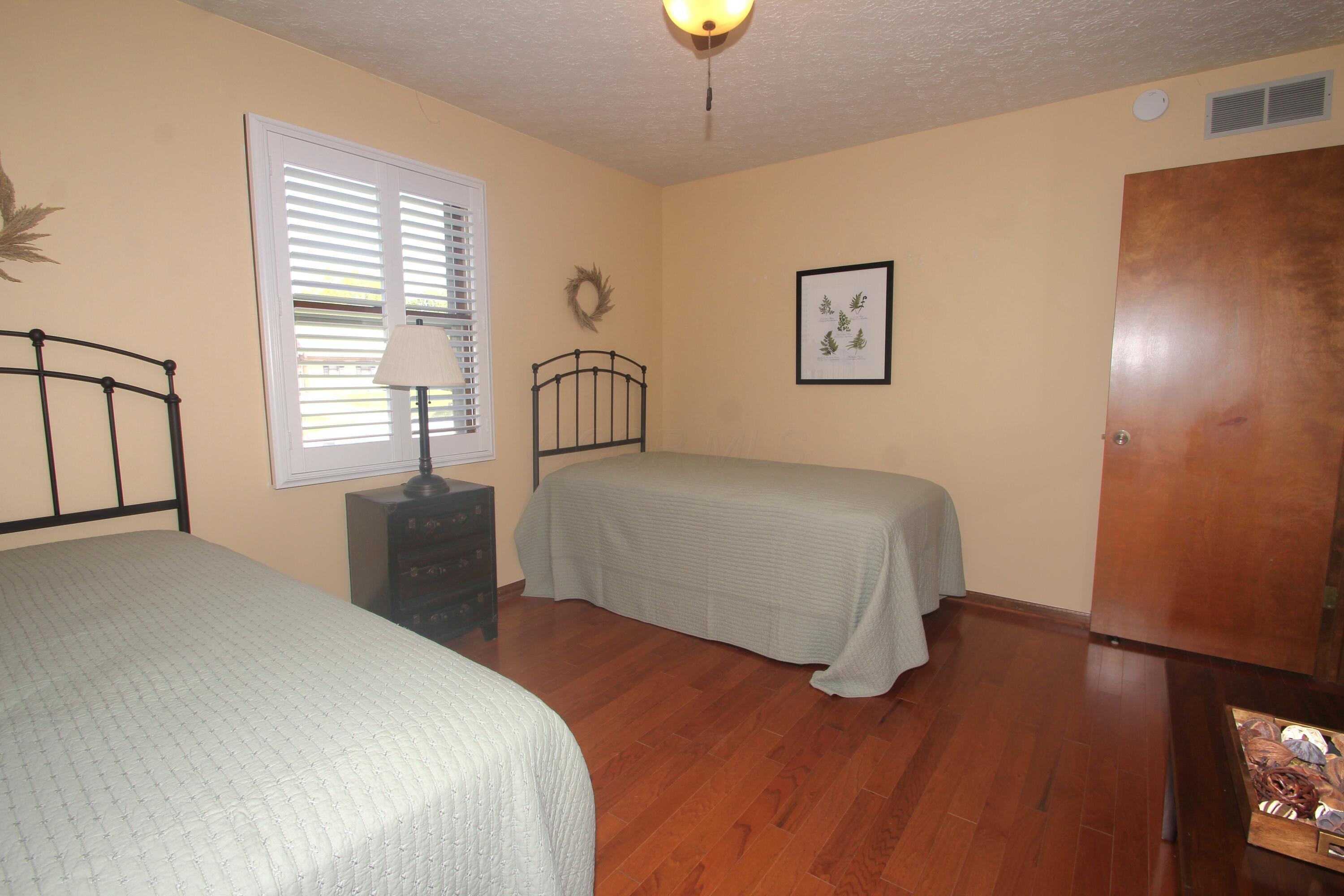 1057 Jobar Court, Westerville, Ohio image 32