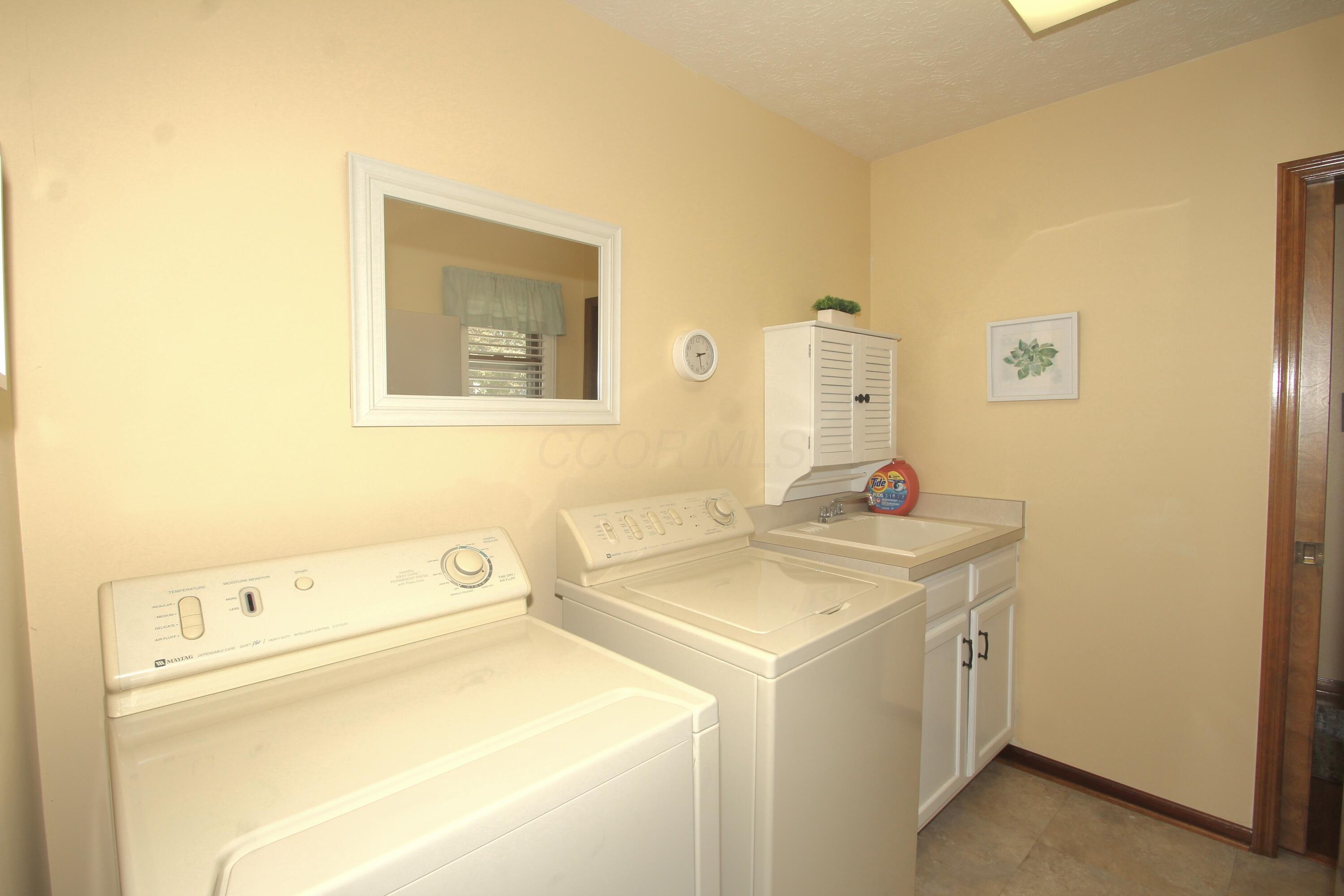 1057 Jobar Court, Westerville, Ohio image 25