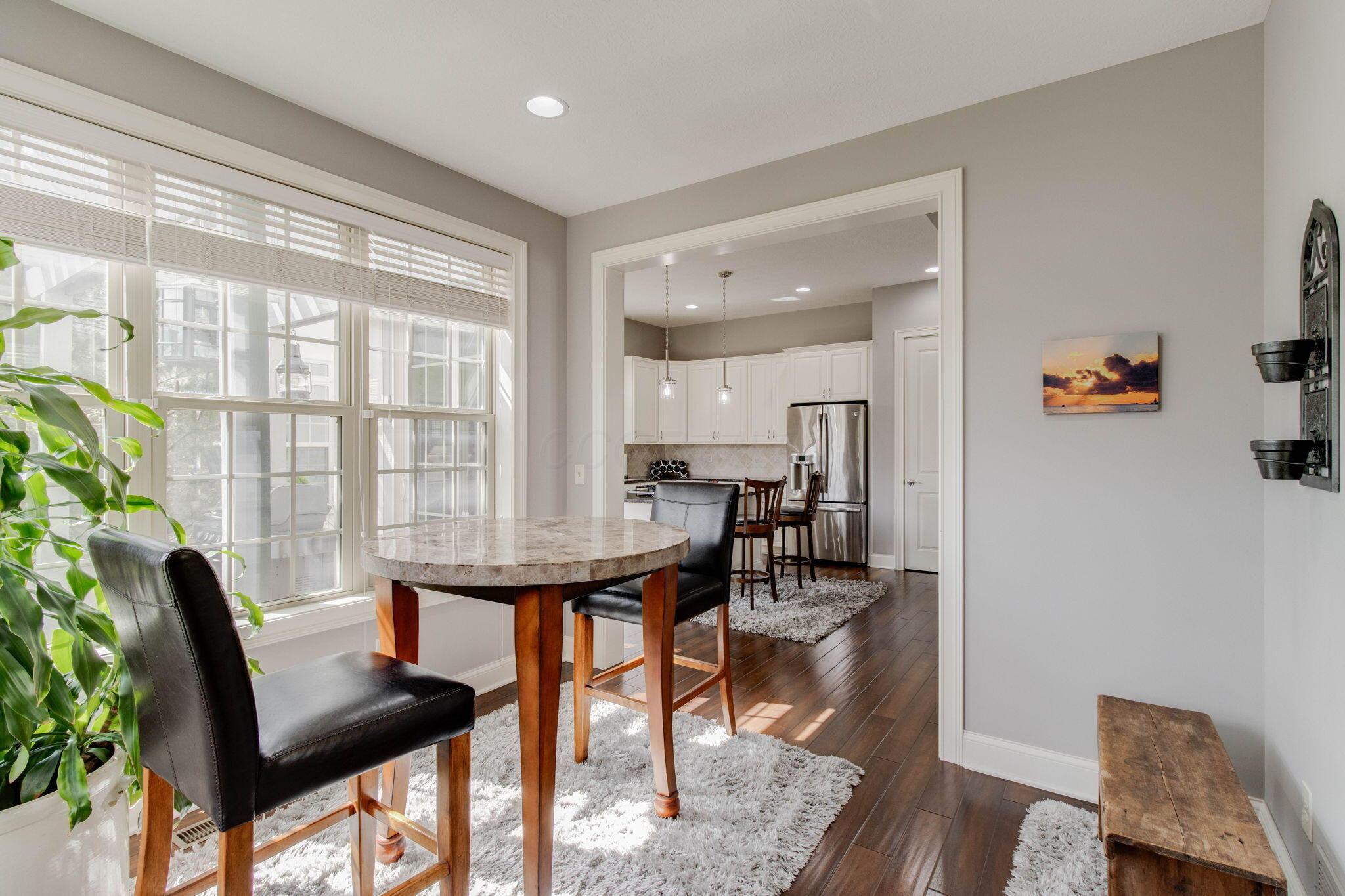 5782 Crighton Drive, Dublin, Ohio image 13